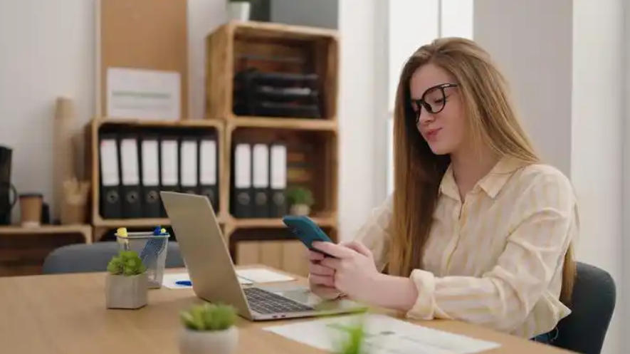 浙江恒利闹钟智能科技有限公司轮播图3